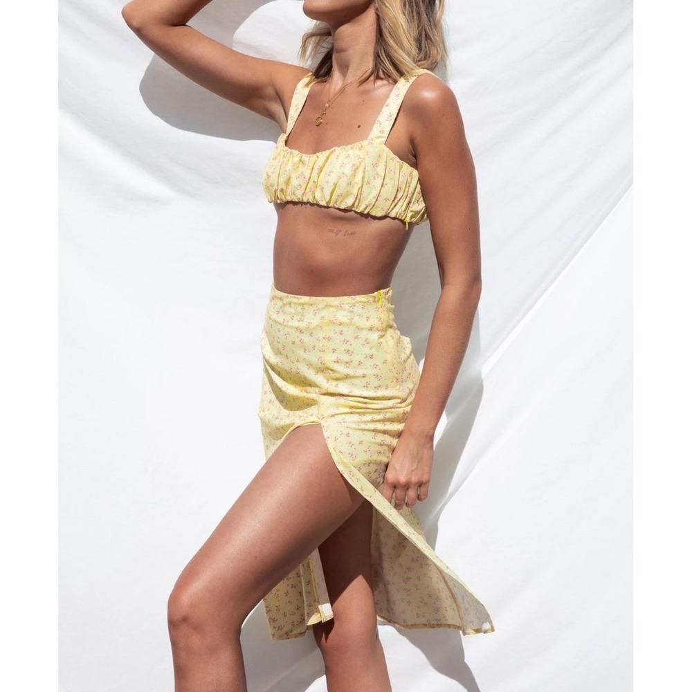Princess Polly Floral Two Piece Set Yellow Red Ruched Crop Top Midi Skirt Size 4